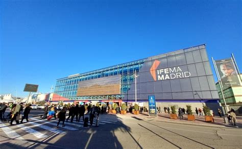 Uruguay inauguró su pabellón en FITUR y designó a Jorge Drexler como