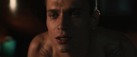 AusCAPS Saul Nanni Nude In Here Now