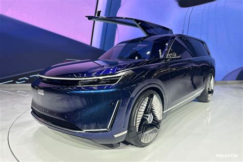 Geely Galaxy Starship concept minivan wows Beijing crowd with gullwing ...