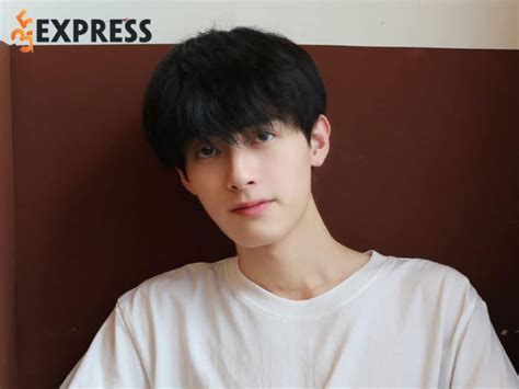 Hot boy Trần Hạc Nhất là ai Chàng hot boy Trung Quốc gây sốt MXH