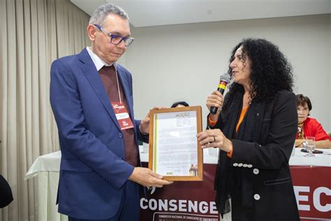 Parlamentares Entregam Homenagens Pelos 30 Anos Da Fisenge E 15 Anos Do