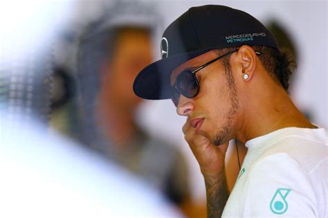 Lewis Hamilton Pediu R Milh Es Para Renovar Mercedes Diz