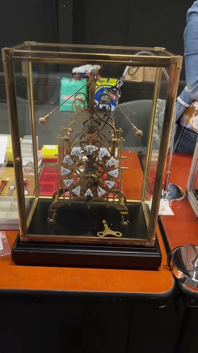 Крутые настольные часы 1800 годов - YouTube