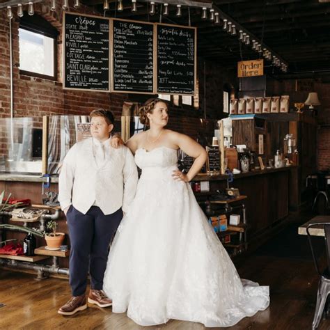 Lesbian Wedding Suits Lgbtq Tuxedos Wedding Attire
