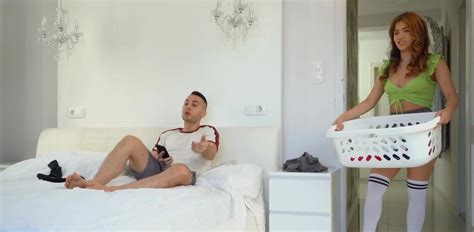 Marina Gold Has A Nude Body That Is Ready For The Taking Zb Porn