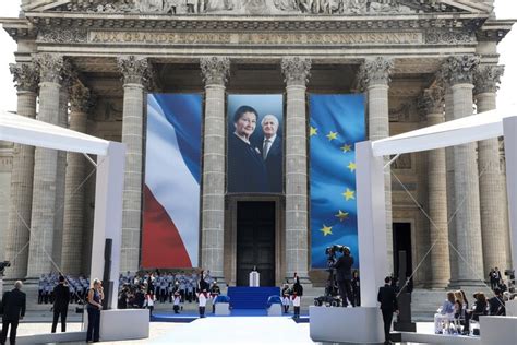 Lhommage dEmmanuel Macron à Simone Veil pour son entrée au Panthéon