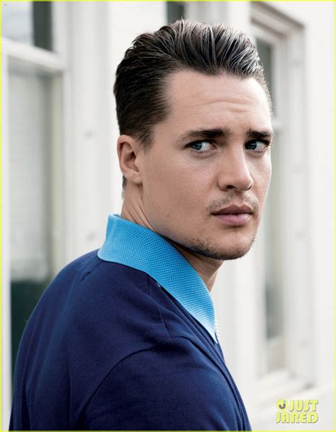 Last Kingdoms Alexander Dreymon Is Da Swoonworthy Man Photo