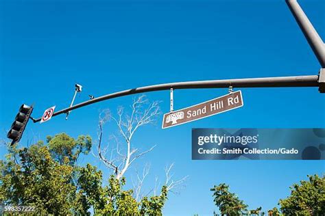 Sand Hill Road Sign Photos and Premium High Res Pictures - Getty Images