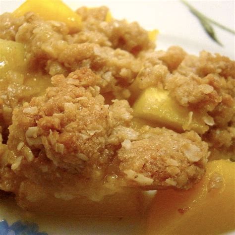 Crumble L Ananas Au Gingembre Et Noix De Coco Sans Oeufs