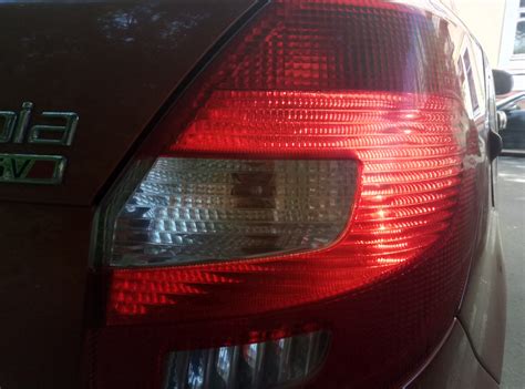 Лампы задних фонарей — Skoda Fabia Mk2, 1,6 л, 2009 года | своими ...