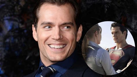 Henry Cavill Y Su Novia A Lo Superman Con Lois Lane