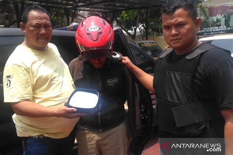 Polisi Bekuk Residivis Pencuri Kaca Spion ANTARA News