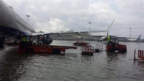 Paralizado El Aeropuerto De Palma Por Fuerte Tormenta Im Genes