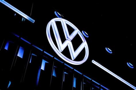 Vw Tauscht F Hrung Seiner Software Sparte Cariad Aus