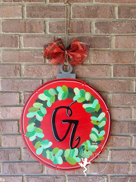 19” Circle Round Door Hanger Wood Cutout Christmas Door Hanger Door