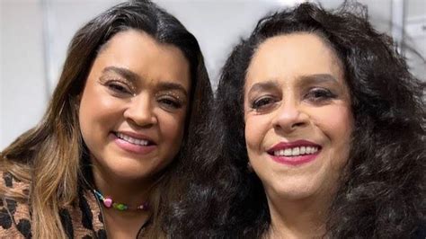 Preta Gil comemora aniversário de Gal Costa bela homenagem Minha