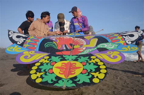 Festival Layang Layang Internasional Kembali Digelar Di Pantai Ketawang