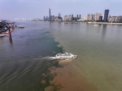 Beautiful China On Twitter A Boundary Between Green And Yellow