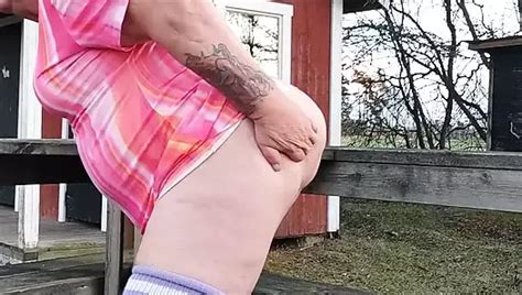 Chetto Does Outdoor Striptease Close Up Big Ass Wide Open U Gay Public Porn Feat Need Meat