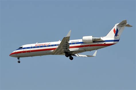 American Airlines Fleet Bombardier CRJ-200 Details and Pictures ...