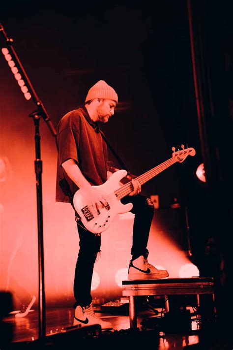 Bush Lights Up The Room in Nashville, TN