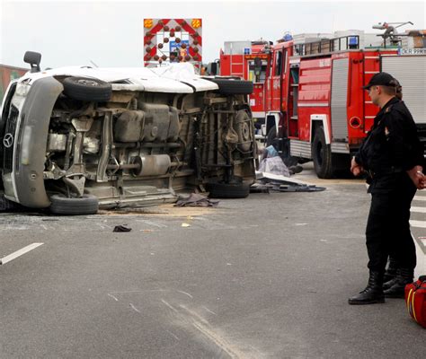 Dramatyczny wypadek na A4 w Krapkowicach Zdjęcia z miejsca katastrofy