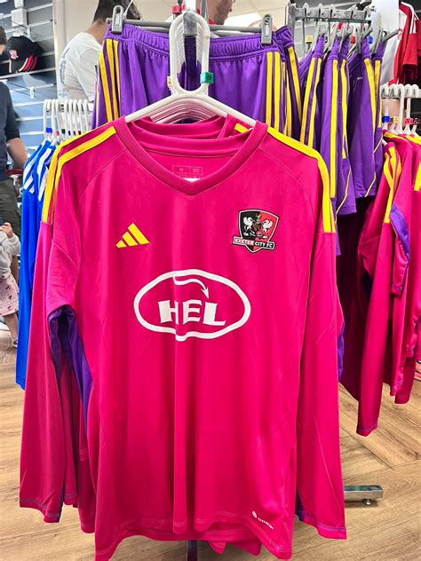 Exeter City Gk Away Kit