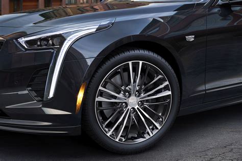 CADILLAC CT6 V-Sport Specs & Photos - 2018, 2019, 2020, 2021, 2022 ...