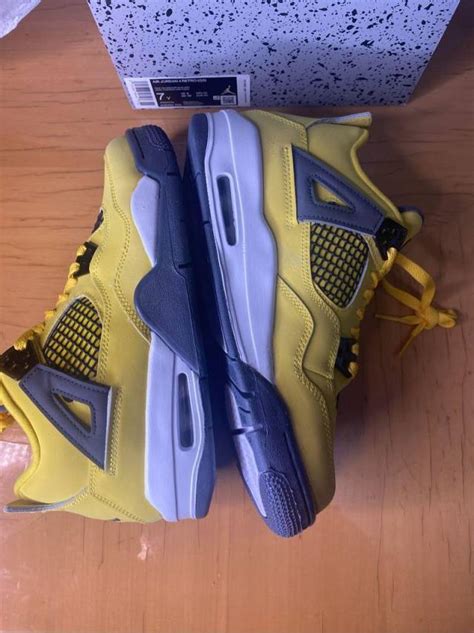 Air Jordan 4 Retro Lightning | Kixify Marketplace