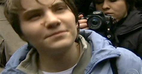 Jornal Nacional Justi A Da R Ssia Liberta Integrante Do Trio Musical Pussy Riot