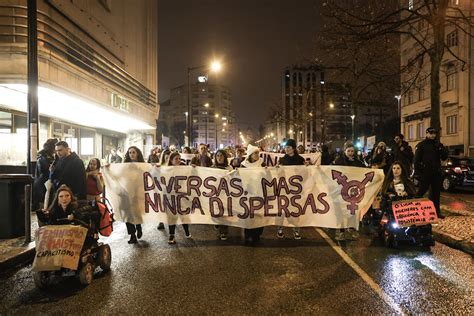 Centenas Marcharam Em Lisboa Pelos Direitos Das Mulheres Jornal Mundo