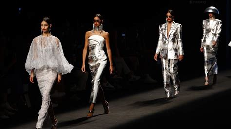 Los Mejores Looks Vistos En Los Desfiles De La Mercedes Benz Fashion