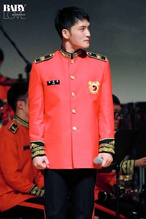 金在中 还是如往常一样美好 金在中 来源见水印 Kim Jae Joong Jaejoong Jyj Tvxq Peacoat