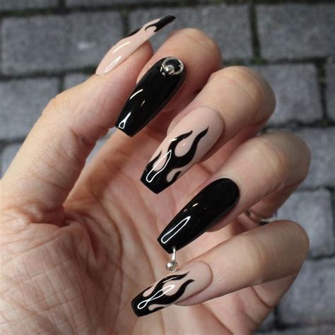 Pin By Sammantha Boardwine Perfater On Nails In 2020 Grunge Nails