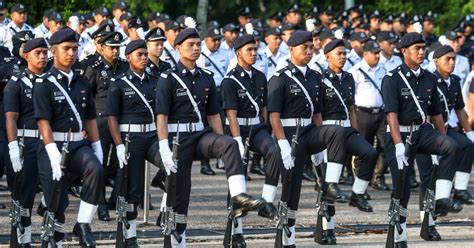 Anwar Ucap Selamat Hari Polis Ke 216 Harian Metro