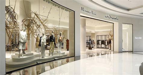 C Modo Elegante Y Vers Til Son Las Claves Del Vestido De Massimo Dutti