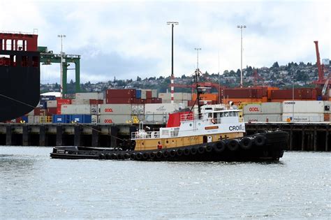 Crowley Tug Guardsman Crowley Tugs Chief And Guardsman Ass Flickr