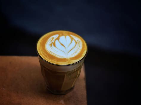 Piccolo latte...🖤 : r/barista