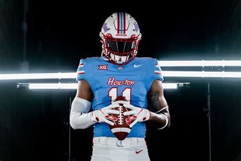 University Of Houston Announces Oilers Inspired Jerseys For Season