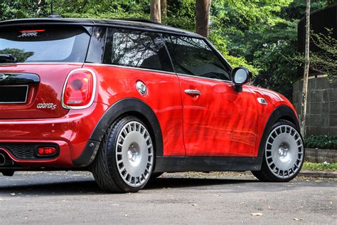 Permaisuri Mini Cooper S F On Rotiform Vce