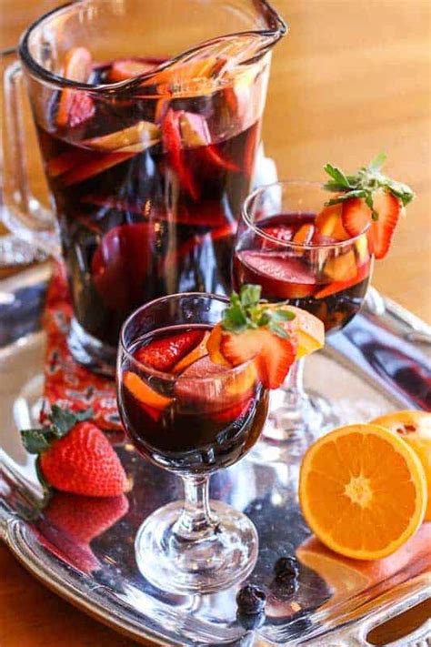 Pomegranate Sangriaeasy Sangria Recipe Epecnosa