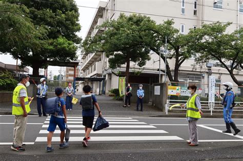 コロナ対策「分散登校」で学校再開、子どもの事故増加で港北署がパトロールも 新横浜新聞（しんよこ新聞）