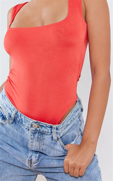 Red Slinky Scoop Neck Bodysuit Tops Prettylittlething