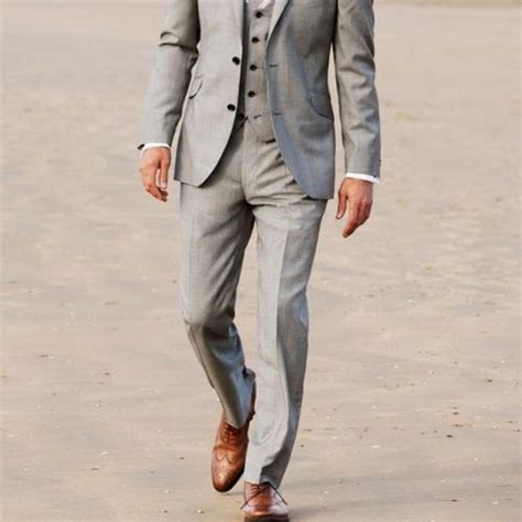 How The Best Dressed Men Wear Grey Suits Brown Shoes Soxy