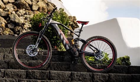 Audi Electric Mountain Bike: Expensive Enduro Bike with E-Motor