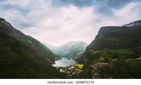 Geirangerfjord Timelapse Stock Photos And Pictures Images