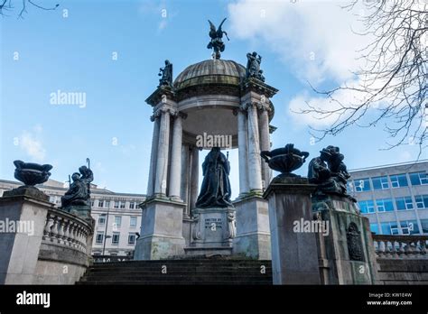 Liverpool City centre Stock Photo - Alamy