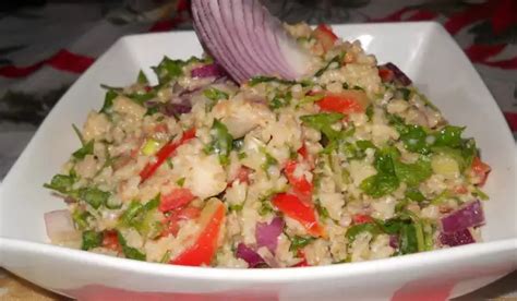 Petersilie Tabouleh Salat Mit Zwei Arten Von Zwiebeln Rezept