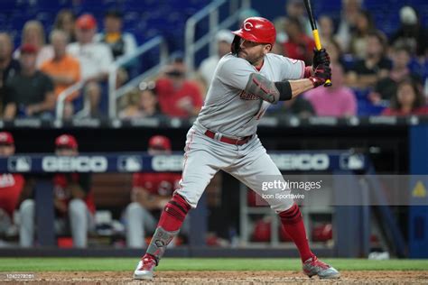 Cincinnati Reds First Baseman Joey Votto Bats For The Reds During The News Photo Getty Images