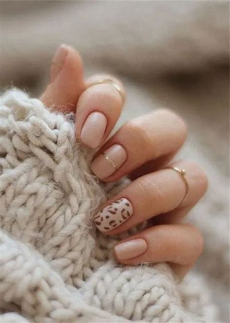 14 Ideas paras hacer del nude tu color favorito de uñas Moda y Estilo